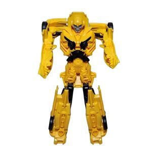Transformers The Last Knight Movie 5 Titan Changers Bumblebee Figure 2 Step
